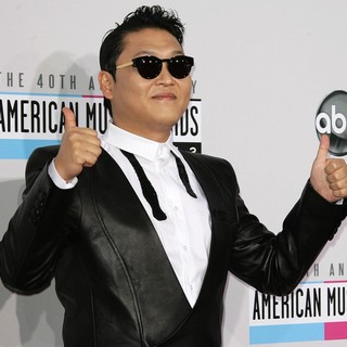 PSY in The 40th Anniversary American Music Awards - Arrivals