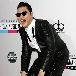 PSY in The 40th Anniversary American Music Awards - Arrivals