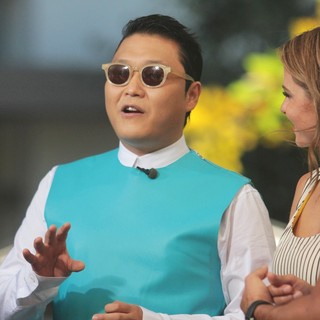 PSY in PSY to Appear on Entertainment News Show Extra