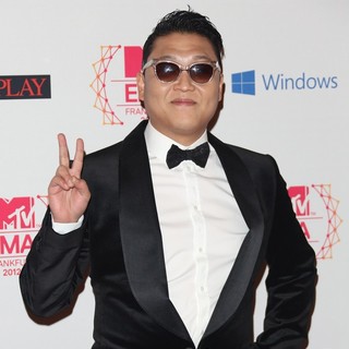 PSY in The MTV EMA's 2012 - Arrivals