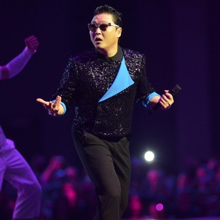 PSY in The MTV EMA's 2012 - Show