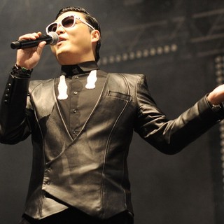 PSY in PSY Performs His Gangnam Style Dance Live