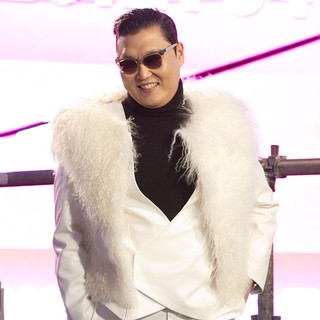 PSY in New Year's Eve 2013 in Times Square