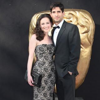 Lara Pulver, Raza Jaffrey in The 2012 Arqiva British Academy Television Awards - Arrivals