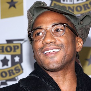 Q-Tip in 2008 VH1 Hip Hop Honors - Arrivals