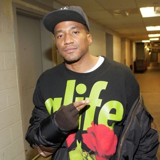 Q-Tip in The OkayPlayer Holiday Jammy Presented by OkayPlayer and Frank Magazine