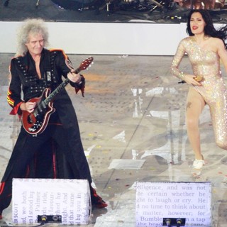 Brian May, Queen, Jessie J in London 2012 Olympic Games - Closing Ceremony
