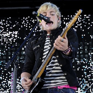 Ross Lynch, R5 in R5 Perform for The Family Channel's Big Ticket Summer Concert