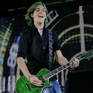 R5 Perform for The Family Channel's Big Ticket Summer Concert - r5-family-channel-s-big-ticket-summer-concert-14