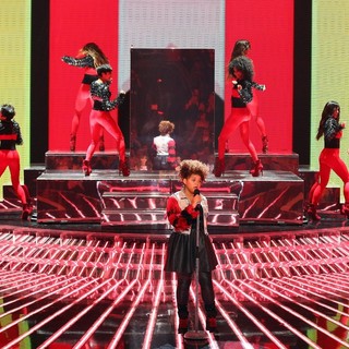 Rachel Crow in The X Factor USA Top 10 Live Performance Show - rachel-crow-x-factor-usa-top-10-live-performance-show-14