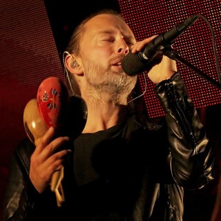 Thom Yorke, Radiohead in Radiohead Performing Live