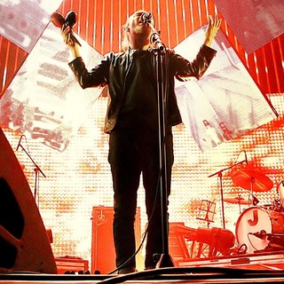 Thom Yorke, Radiohead in Radiohead Performing Live