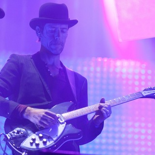 Ed O'Brien, Radiohead in Radiohead Performs at The Foro Sol