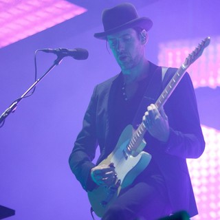 Ed O'Brien, Radiohead in Radiohead Performs at The Foro Sol