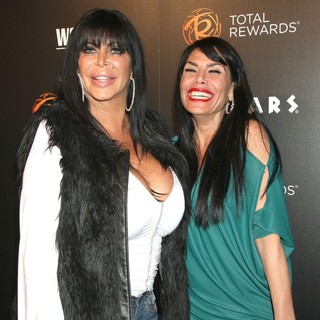 Angelina Raiola, Renee Graziano in Escape to Total Rewards Los Angeles