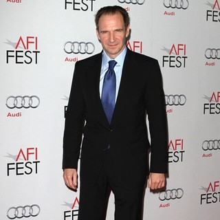 Ralph Fiennes in AFI Fest 2011 Premiere of Coriolanus - ralph-fiennes-afi-fest-2011-01
