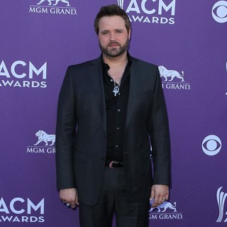 Randy Houser in 2012 ACM Awards - Arrivals