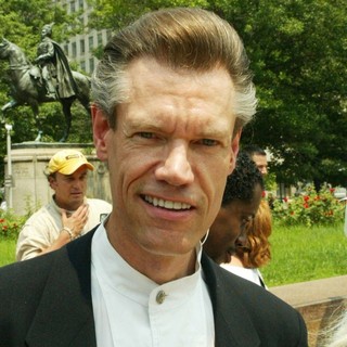 Randy Travis in An America Stands Behind Israel Rally
