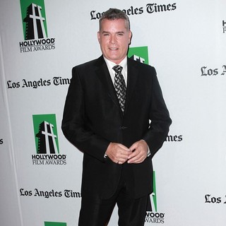Ray Liotta in 16th Annual Hollywood Film Awards Gala - ray-liotta-16th-annual-hollywood-film-awards-gala-05