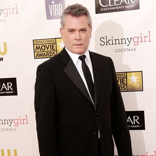 Ray Liotta in 18th Annual Critics' Choice Movie Awards - ray-liotta-18th-annual-critics-choice-movie-awards-03