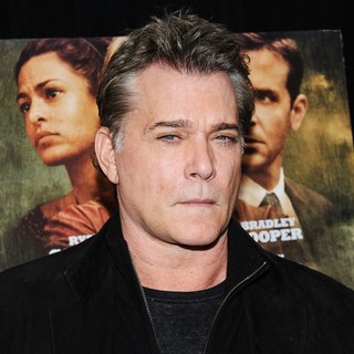 Ray Liotta in New York Premiere of The Place Beyond the Pines - ray-liotta-premiere-the-place-beyond-the-pines-04