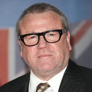 Ray Winstone in The BRIT Awards 2012 - Arrivals