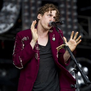 Johnny Borrell, Razorlight in Razorlight Performing at Get Loaded in The Park