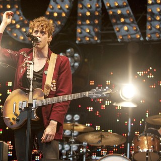 Johnny Borrell, Razorlight in Razorlight Performing at Get Loaded in The Park