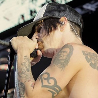 Anthony Kiedis, Red Hot Chili Peppers in The Red Hot Chili Peppers Performing at Manchester MEN Arena