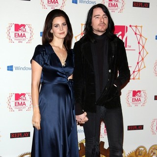 Lana Del Rey, Barrie-James O'Neill in The MTV EMA's 2012 - Arrivals