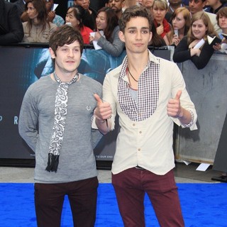 Robert Sheehan in Prometheus UK Film Premiere - Arrivals - rheon-sheehan-uk-premiere-prometheus-02