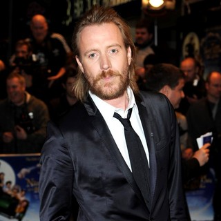 Rhys Ifans in Nanny McPhee and The Big Bang UK Film Premiere - Arrivals