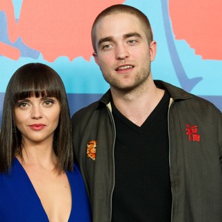 Christina Ricci, Robert Pattinson in 62nd Annual Berlin International Film Festival - Bel Ami Photocall