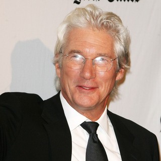 Richard Gere in 16th Annual Hollywood Film Awards Gala - richard-gere-16th-annual-hollywood-film-awards-gala-01