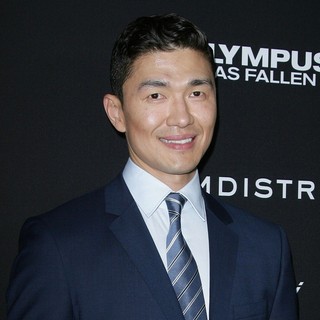 Los Angeles Premiere of Olympus Has Fallen - rick-yune-premiere-olympus-has-fallen-01