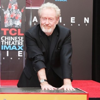 Ridley Scott-Ridley Scott Hand and Footprint Ceremony