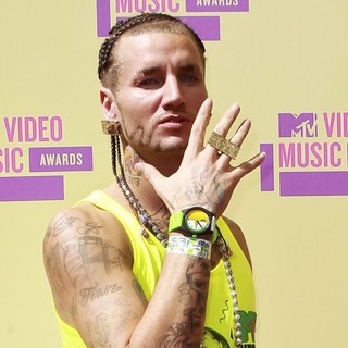 2012 MTV Video Music Awards - Arrivals