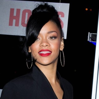 Rihanna in Battleship Australian Premiere - Arrivals