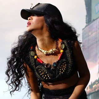 Rihanna in Barclaycard Wireless Festival 2012 - Day 3