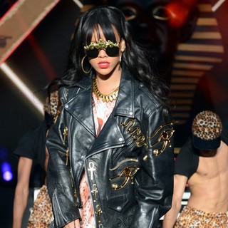 Rihanna in BBC Radio 1's Hackney Weekend - Day 2