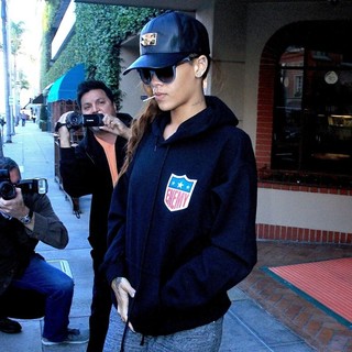 Rihanna Seen Leaving Dan Deutsch Optical Outlook