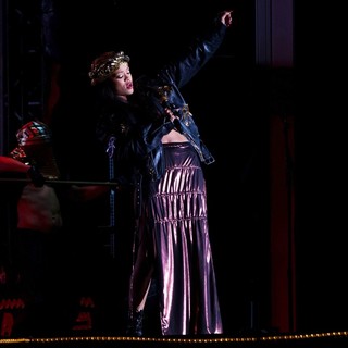 Rihanna in Rihanna Performing at Peace and Love Festival