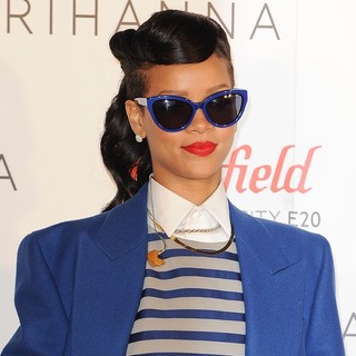 Rihanna in Rihanna Switches on The Christmas Lights