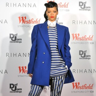 Rihanna in Rihanna Switches on The Christmas Lights