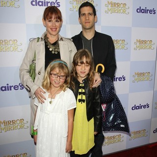 Molly Ringwald, Panio Gianopoulos in Relativity Media Presents The Los Angeles Premiere of Mirror Mirror - Arrivals