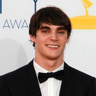 RJ Mitte in 64th Annual Primetime Emmy Awards - Arrivals