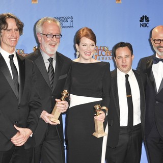 Jay Roach, Gary Goetzman, Julianne Moore, Danny Strong, Steve Shareshian in 70th Annual Golden Globe Awards - Press Room