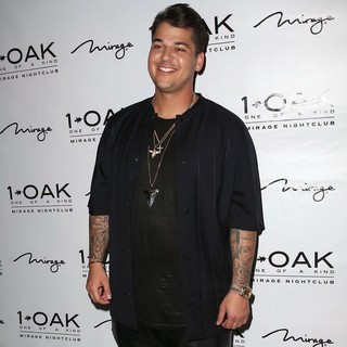 Rob Kardashian's 26th Birthday - rob-kardashian-26th-birthday-02