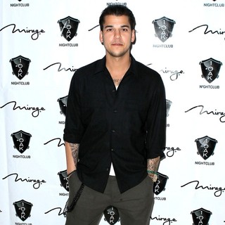 Rob Kardashian in Rob Kardashian Celebrates His Birthday