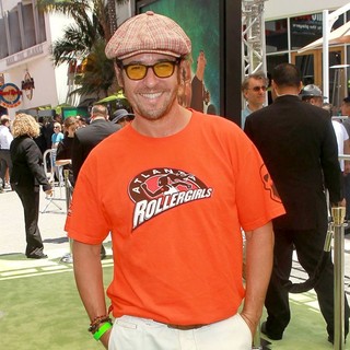 Rob Morrow in World Premiere of ParaNorman - rob-morrow-premiere-paranorman-02